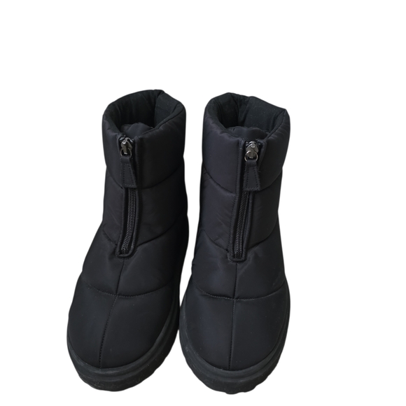 $475 Gia Borghini Women's Black Luna Quilted Puffy Ankle Boot - Picture 2 of 9